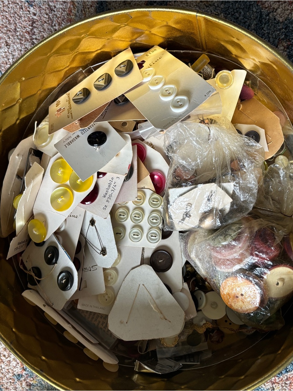 VINTAGE button box, full of buttons